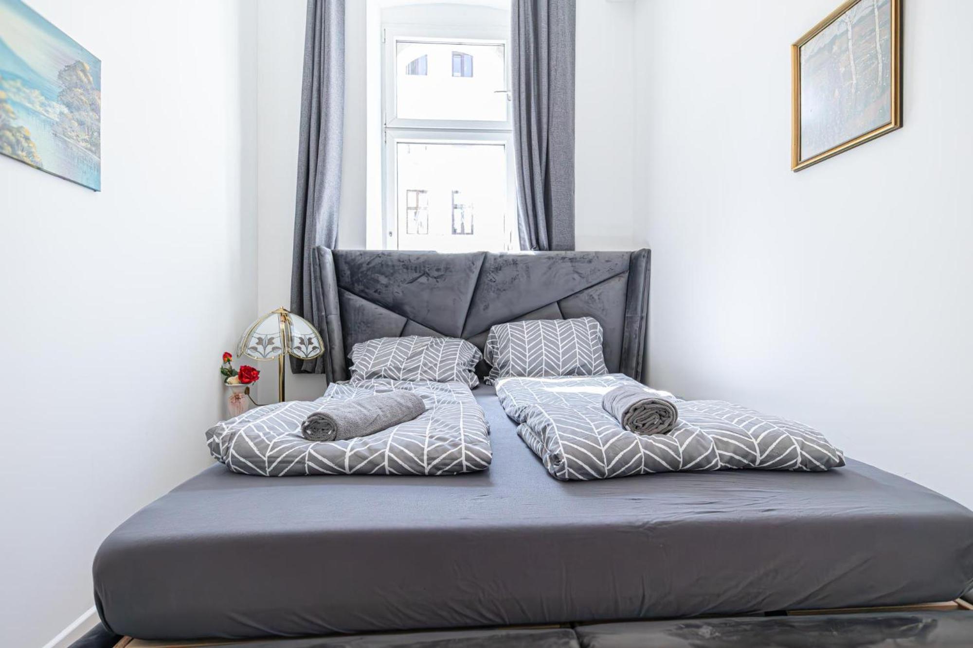 4br For Up To 8p, 6-min To Lugner Apartment Wien