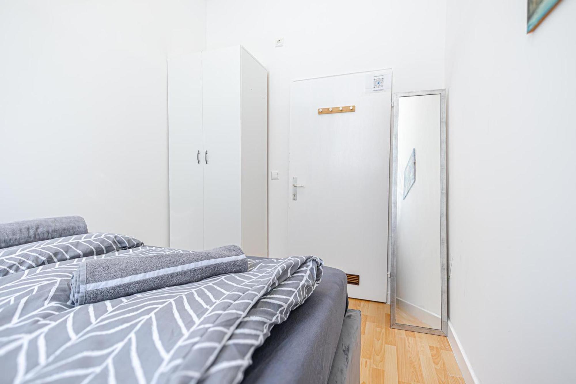 4br For Up To 8p, 6-min To Lugner * Wien
