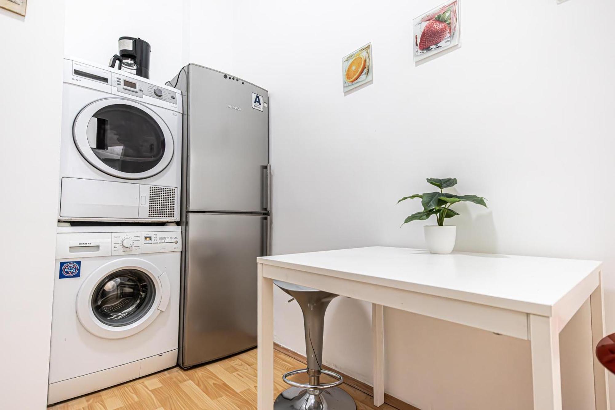 4br For Up To 8p, 6-min To Lugner Wien