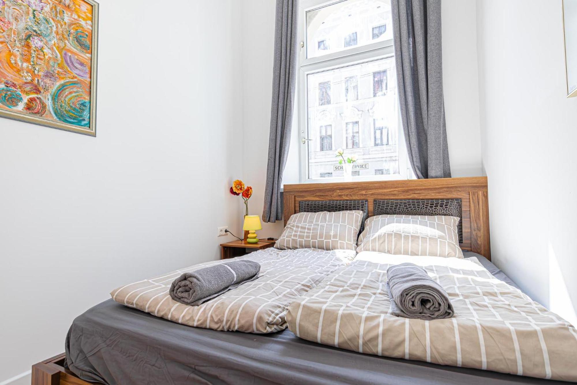 4br For Up To 8p, 6-min To Lugner Apartment